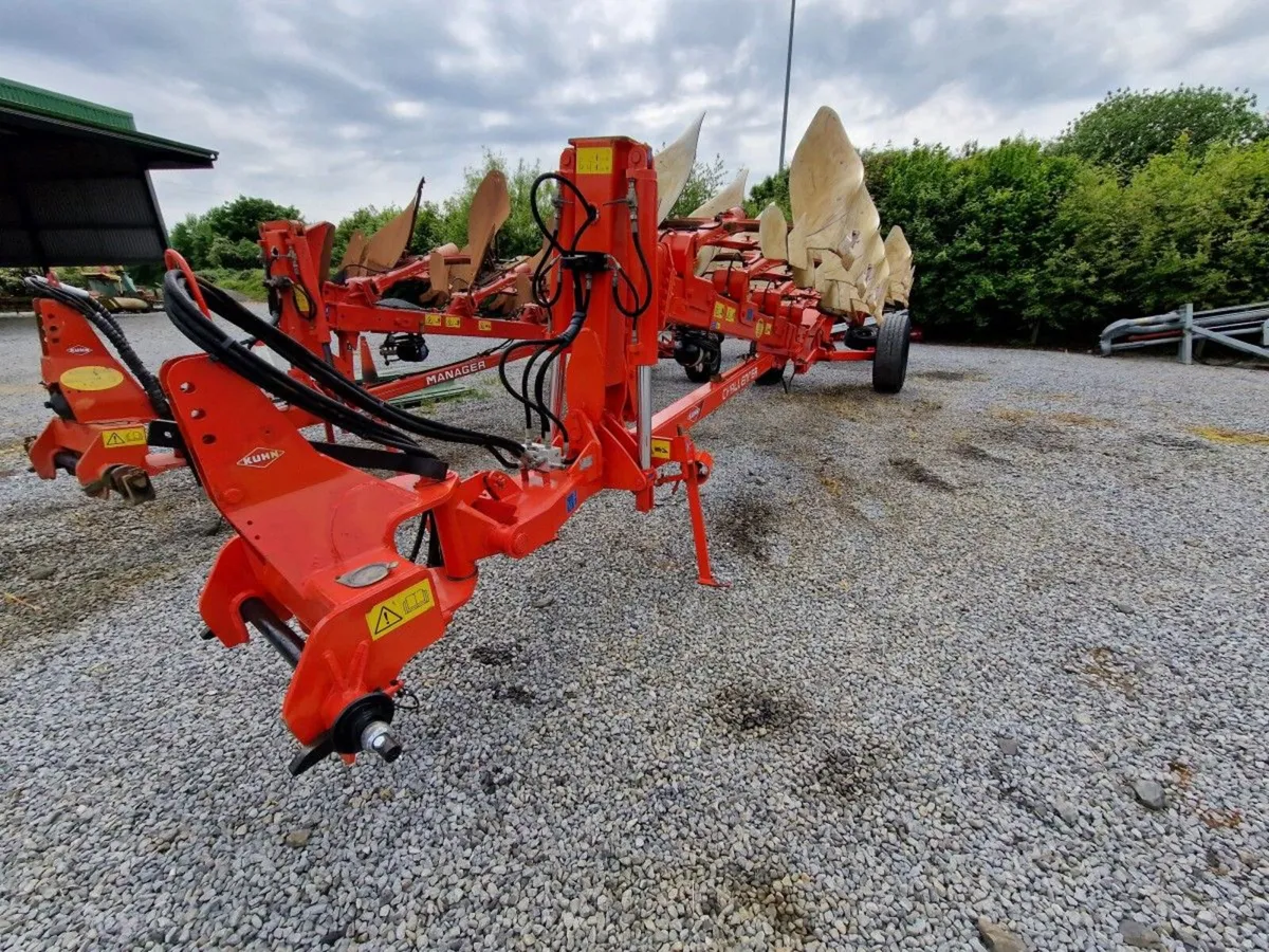 KUHN CHALLENGER 7 FURROW PLOUGH - Image 3