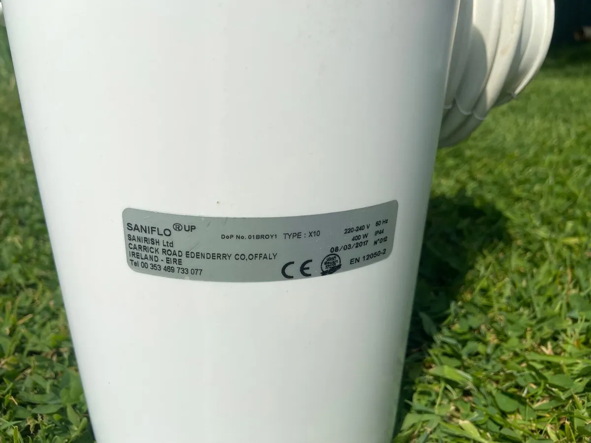 Macerator toilet - Image 2