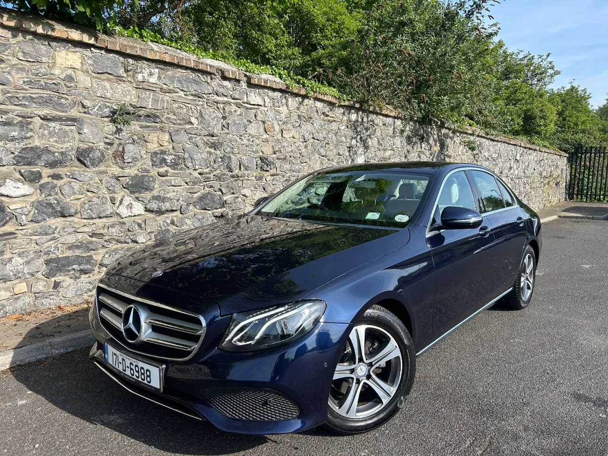 Mercedes-Benz E-Class 2017 220 D AVANTGARDE AUTO - Image 2