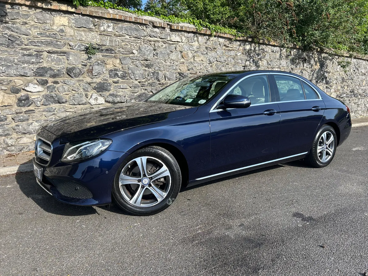 Mercedes-Benz E-Class 2017 220 D AVANTGARDE AUTO - Image 3