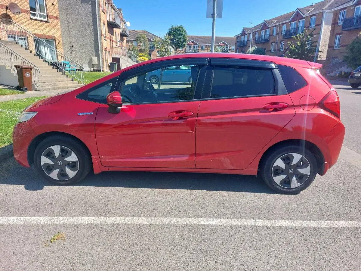 Honda Fit Hybrid - Image 3