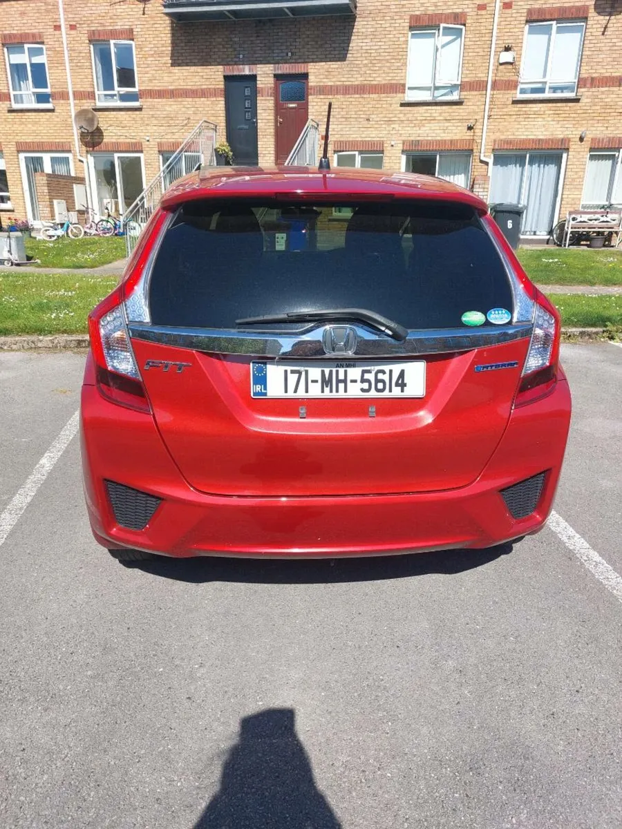 Honda Fit Hybrid - Image 4