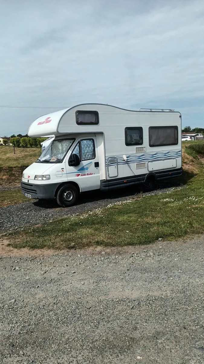 Camper - Image 1