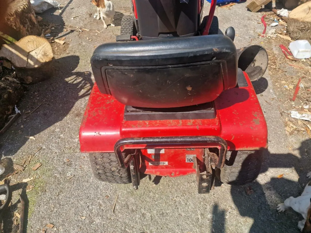 Snapper ride on for sale in excellent condition - Image 3