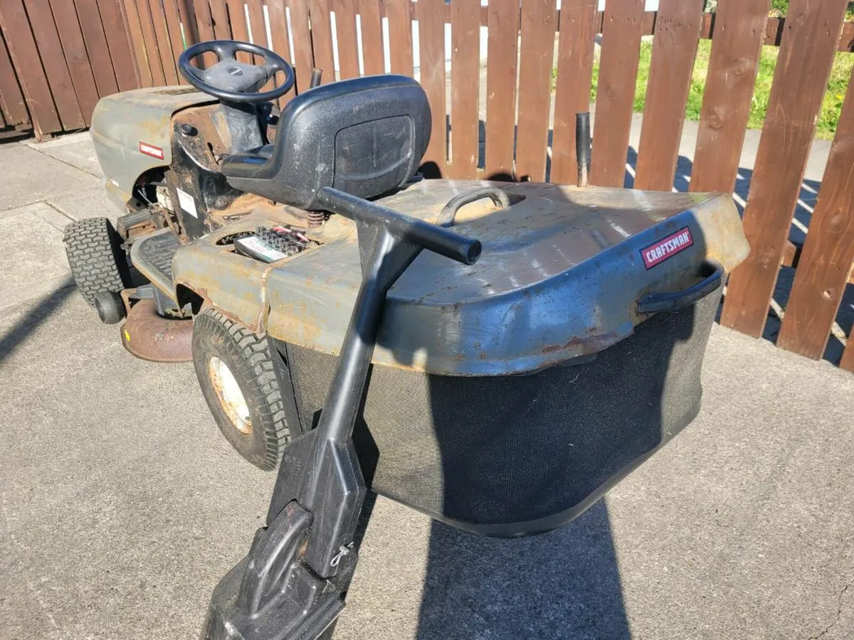 Craftsman lawnmower - Image 2