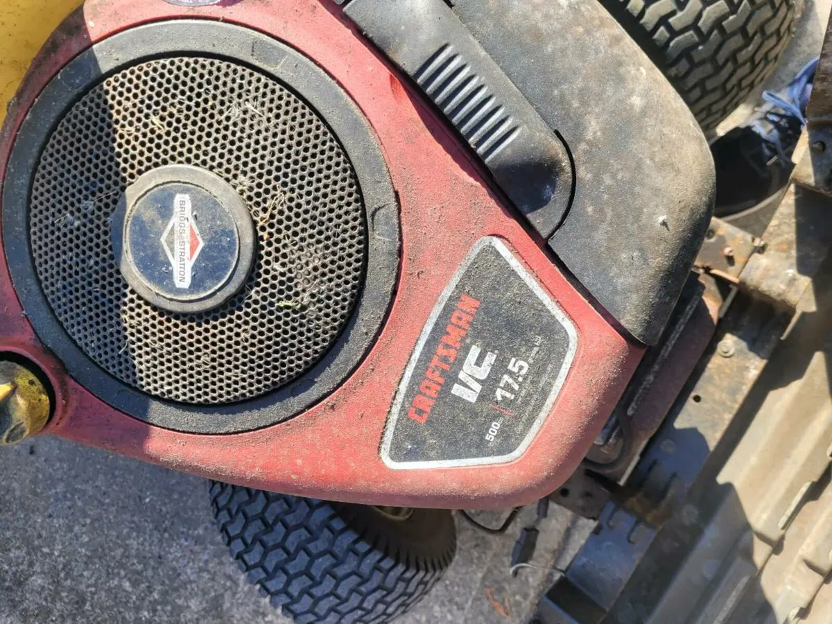 Craftsman lawnmower - Image 4