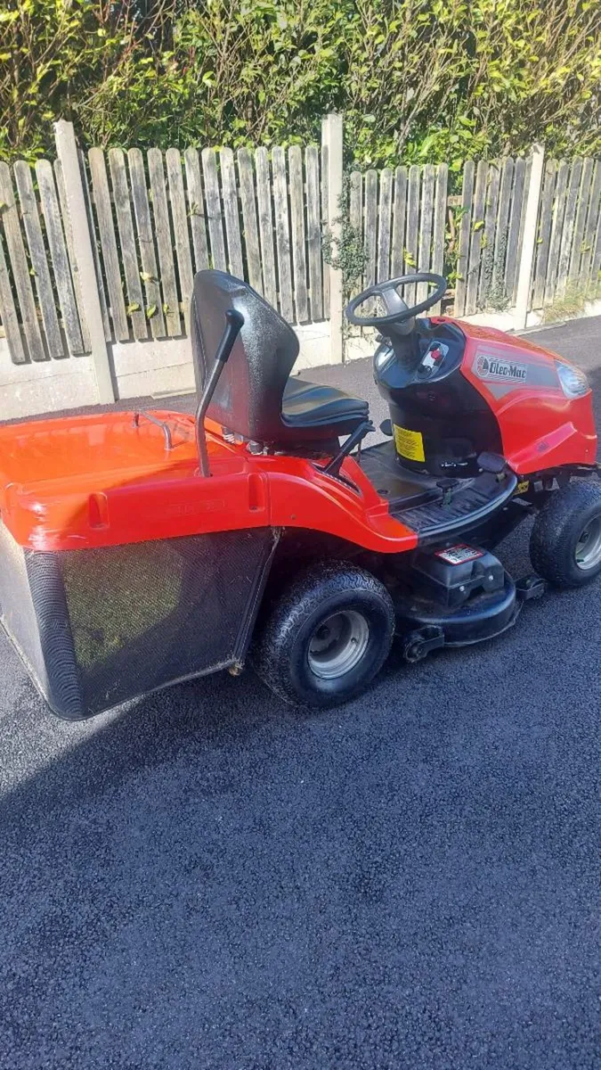 Ride on mower Hydrostatic - Image 3