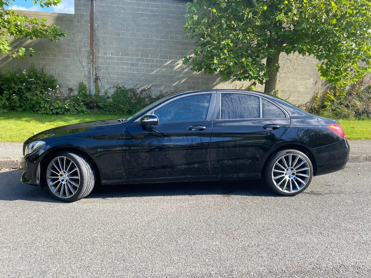 Mercedes-Benz C-Class 2016  180 BLUETEC AUTO 4DR A - Image 4