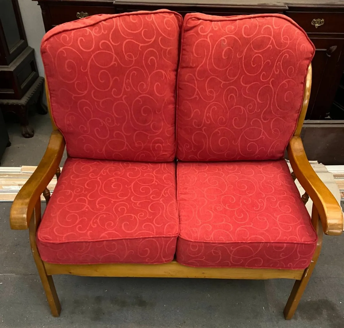 Two Seater Settee - Image 2