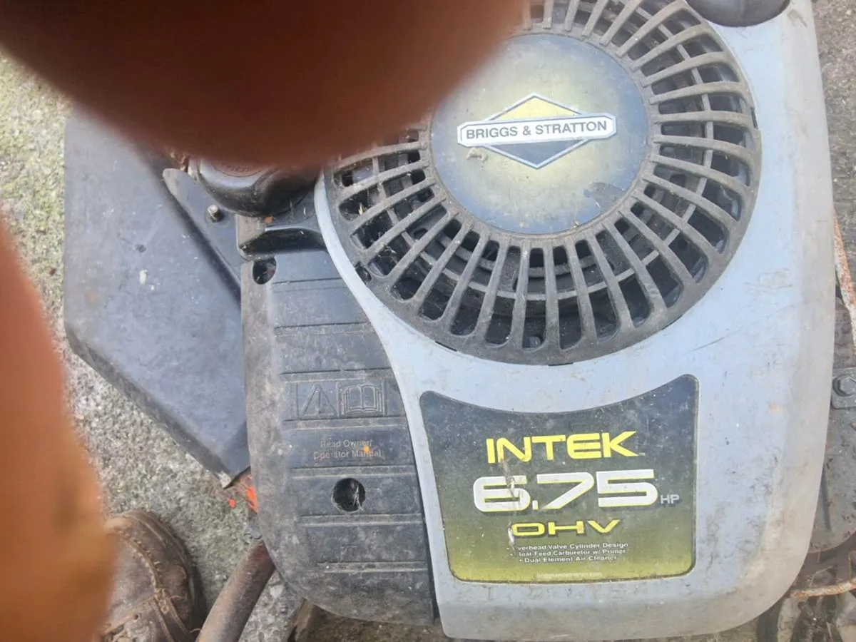 Ariens 3 in 1 lawnmower in excellent condition - Image 2