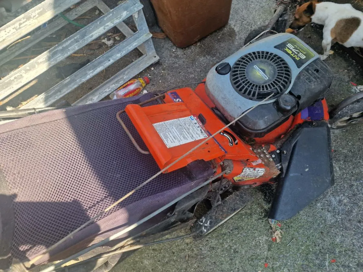 Ariens 3 in 1 lawnmower in excellent condition - Image 3