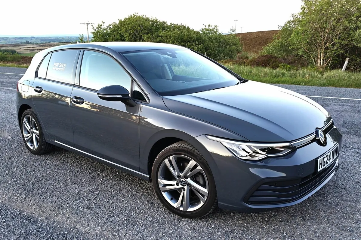 Volkswagen Golf 1.5 TSI 130BHP - Image 2