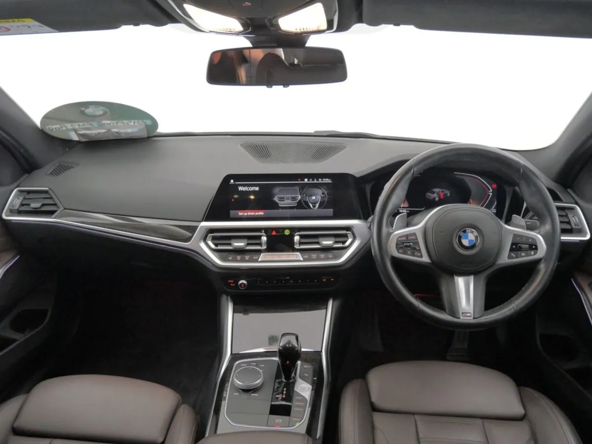 BMW 3 Series 320d M Sport Saloon - Image 4