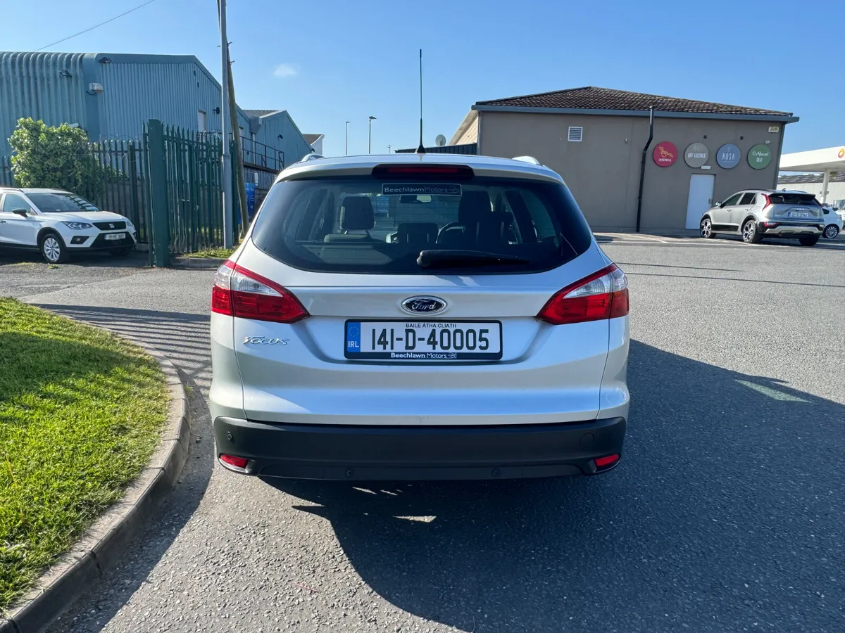 FORD FOCUS 1.6 TDCI 115 PS TITANIUM 5DR ESTATE - Image 4