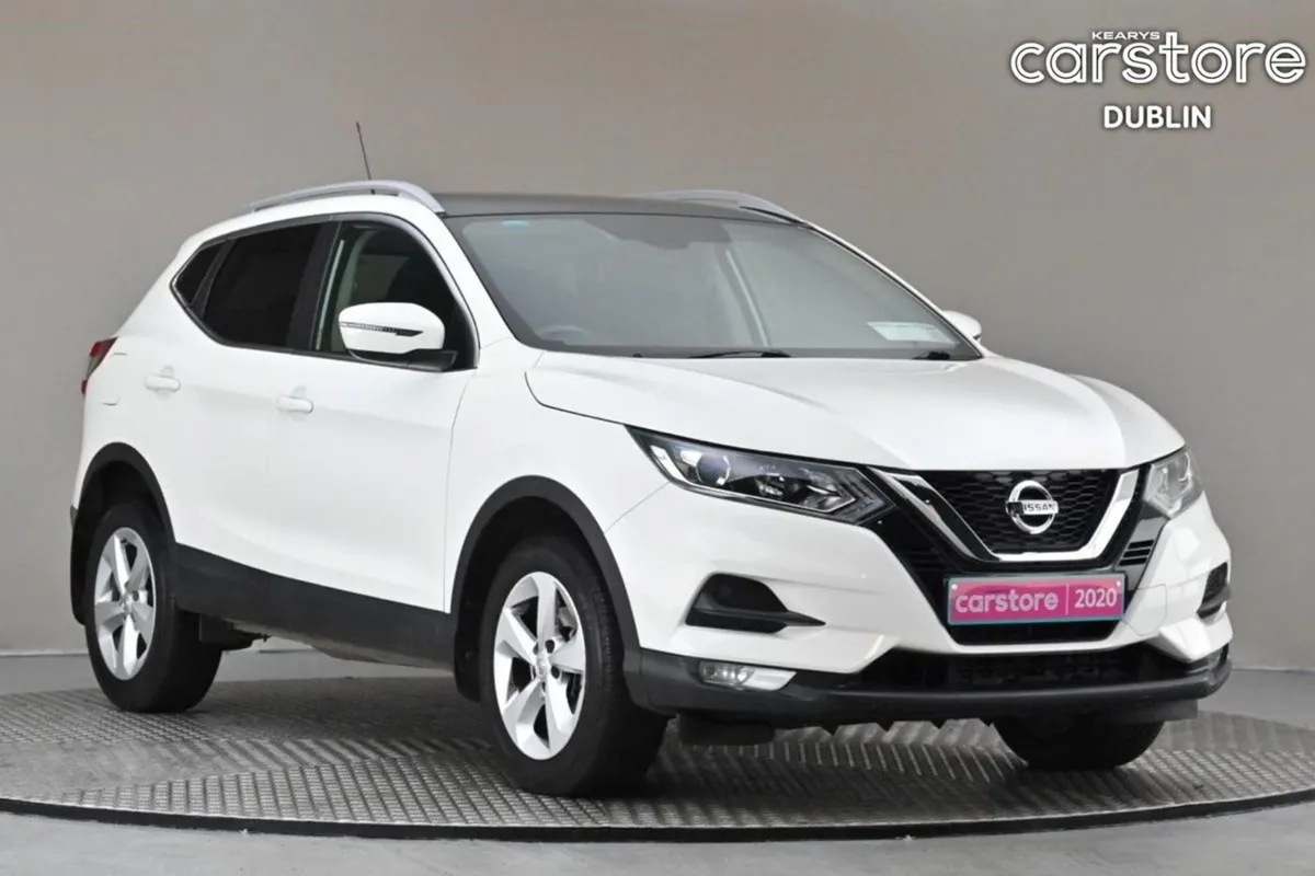 Nissan QASHQAI 1.5 DSL 6spd  pan Roof reverse Cam - Image 1