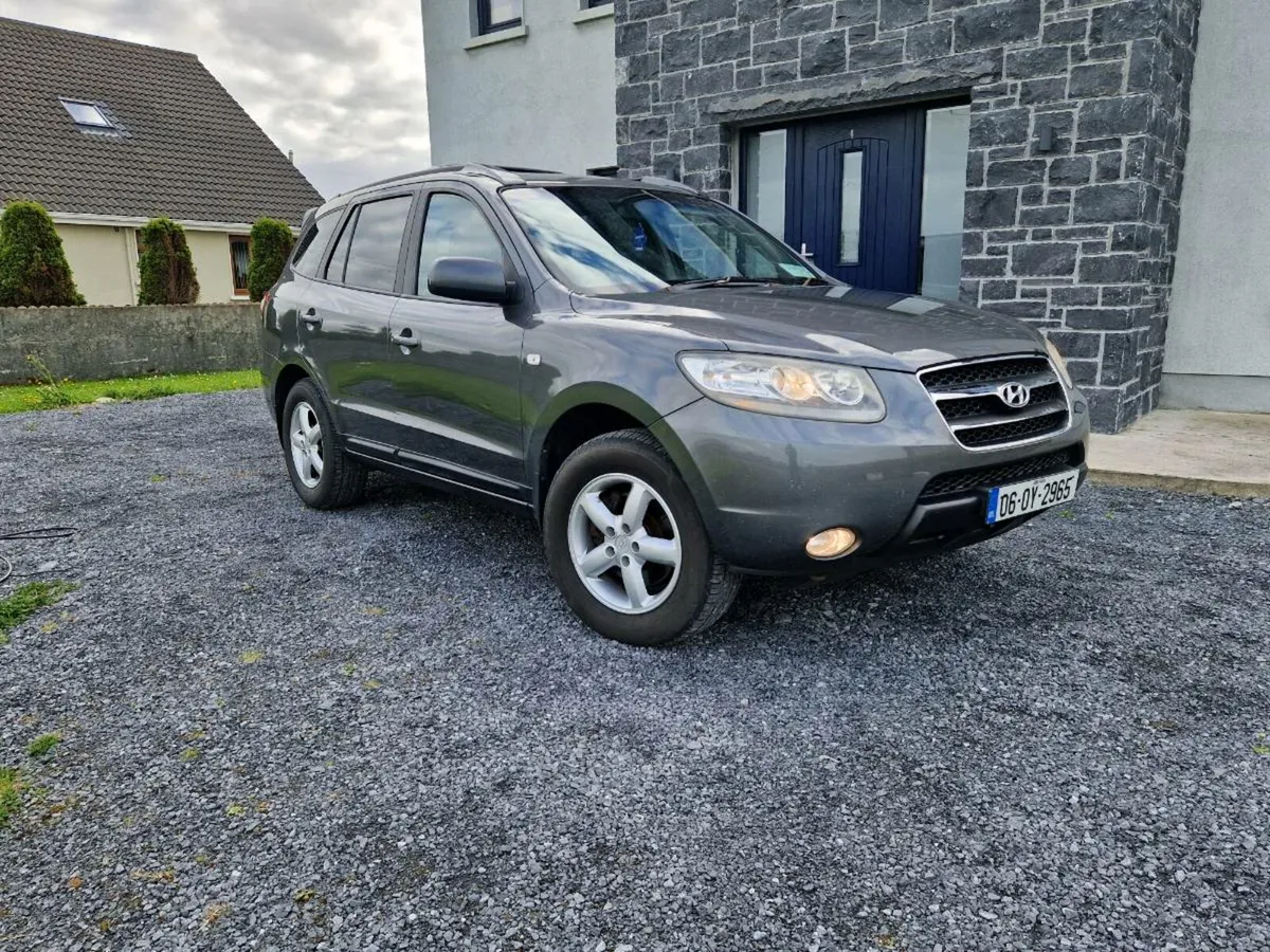 Hyundai santafe - Image 1