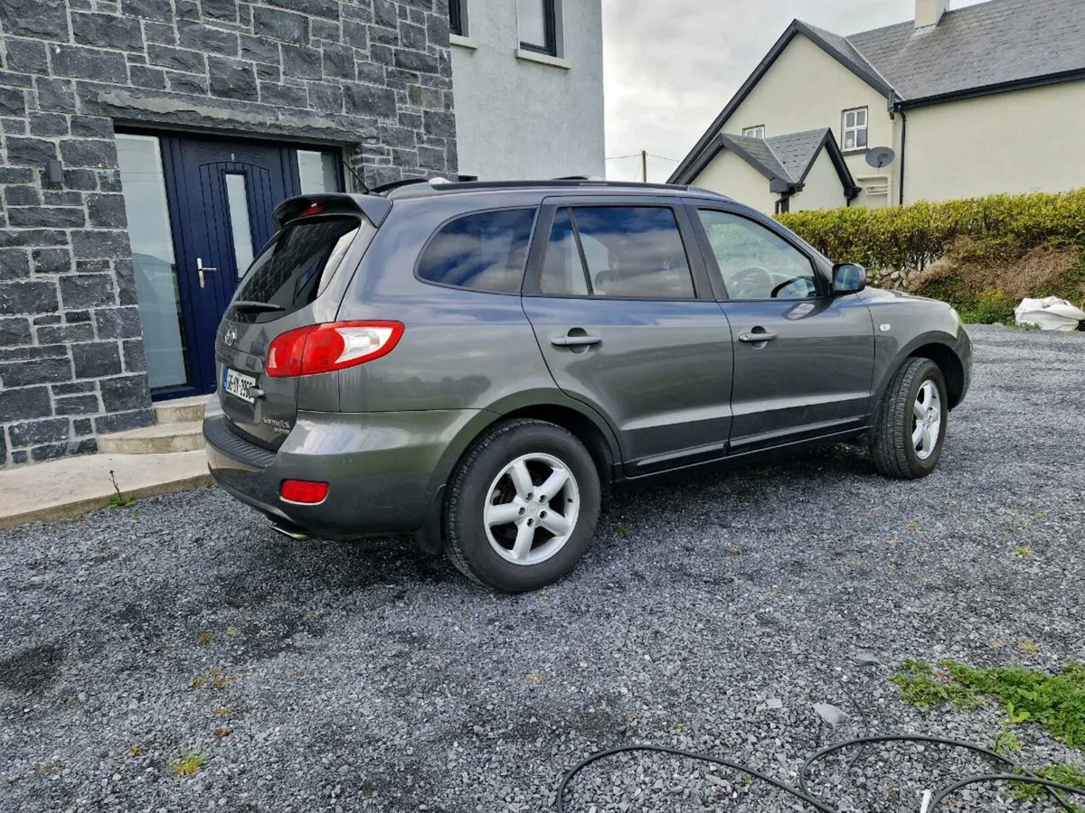 Hyundai santafe - Image 2