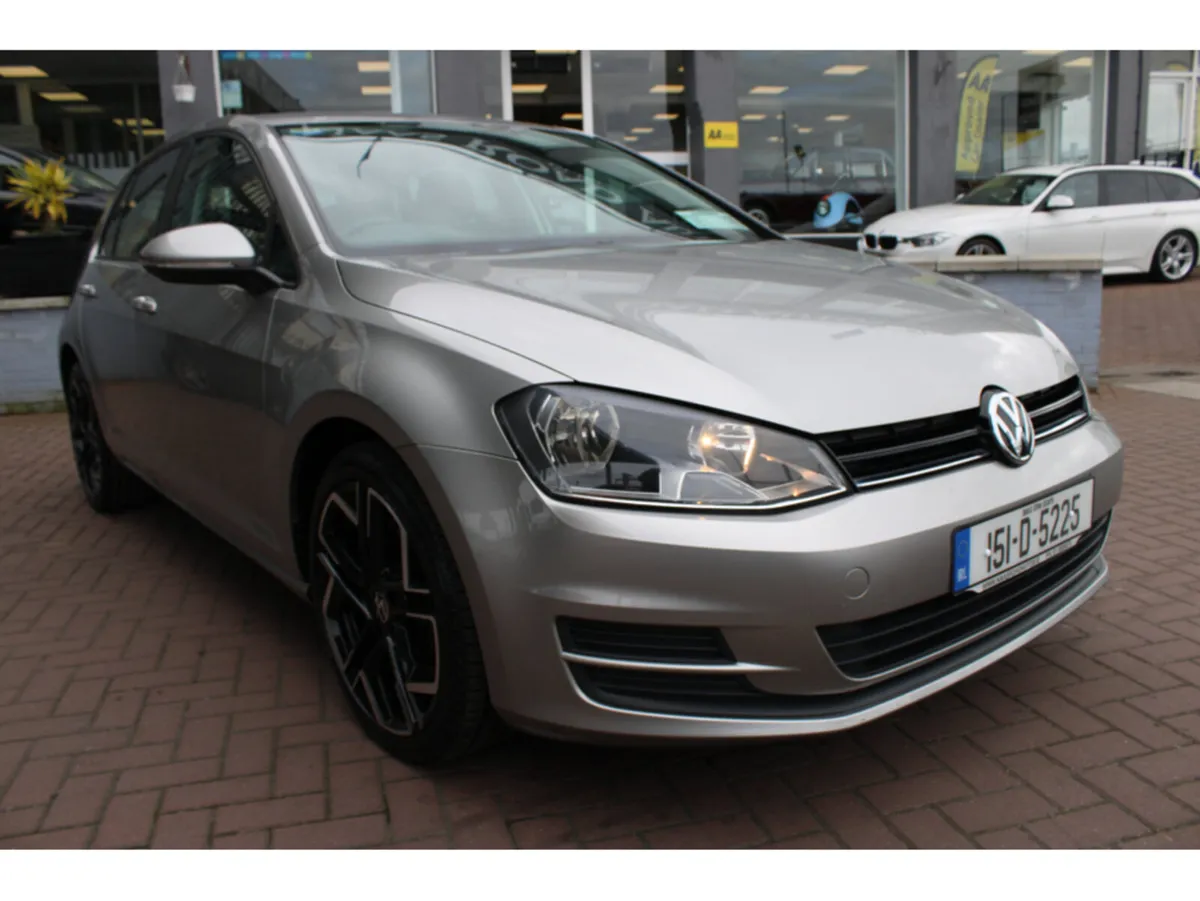 Volkswagen Golf 1.6 TDI TRENDINE 5DR HATCHBACK 110 - Image 2