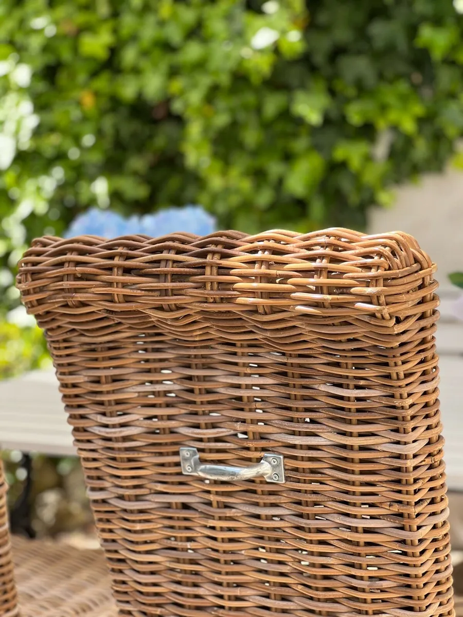 Coach house wicker chairs - Image 3