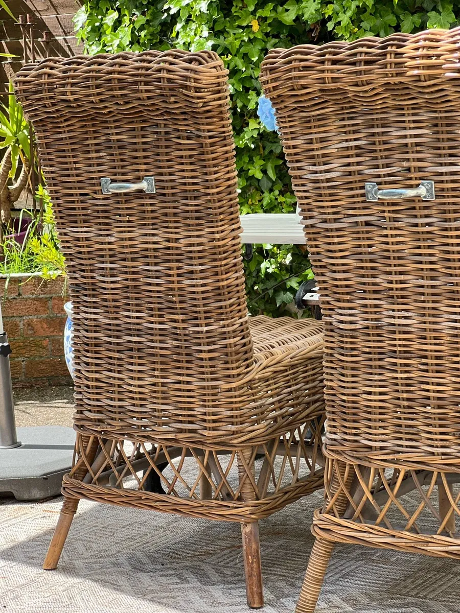 Coach house wicker chairs - Image 4