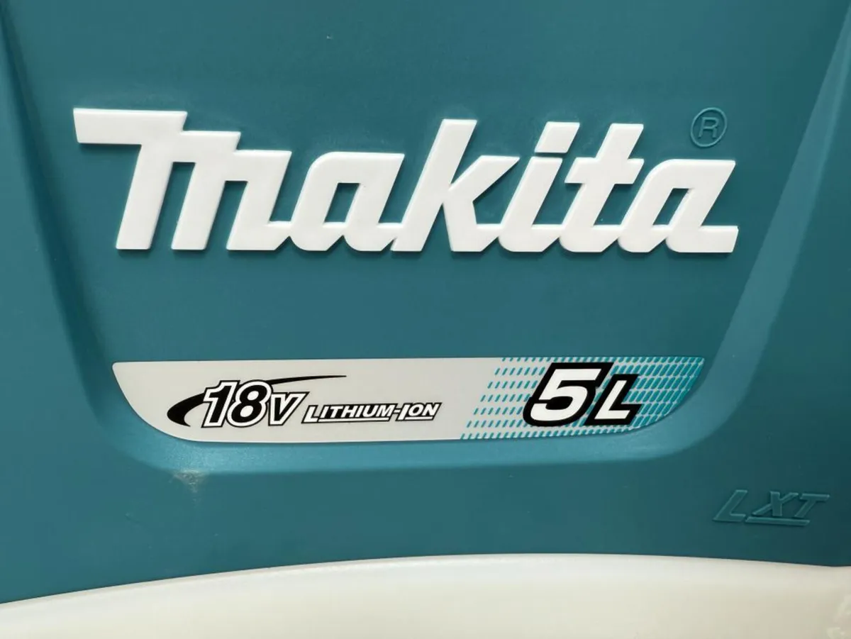 New Makita Garden Sprayer **Online Auction** - Image 3