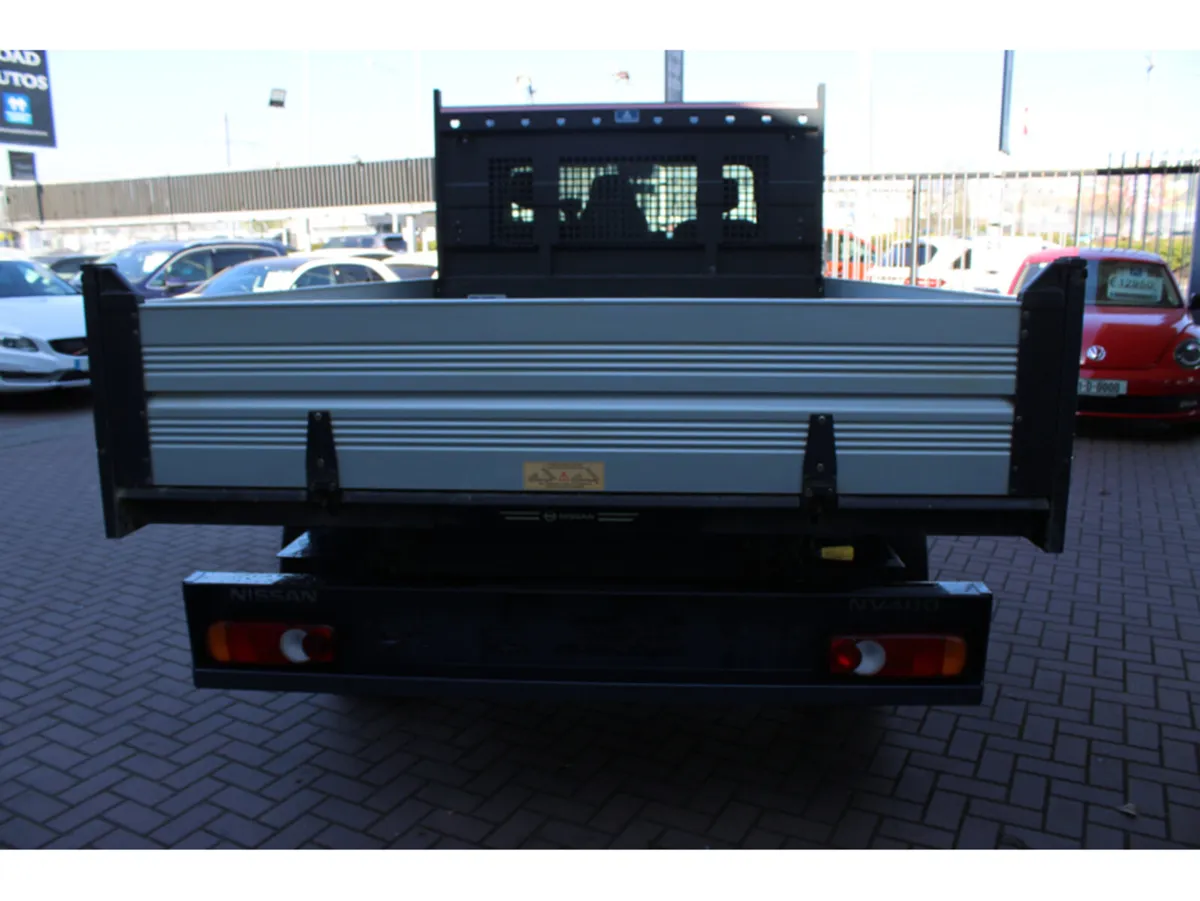 Nissan NV400 2.3DCI TEKNA DROPSIDE TIPPER 3 SEATER - Image 4