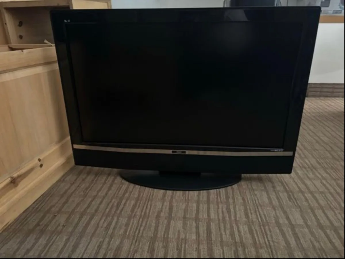 AOC 42 inch LCD Monitor - Image 2
