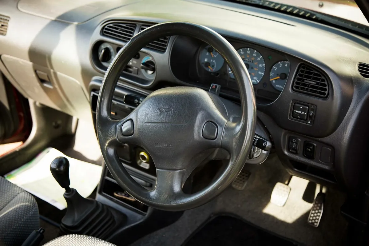 Daihatsu Cuore 2000 - Image 3