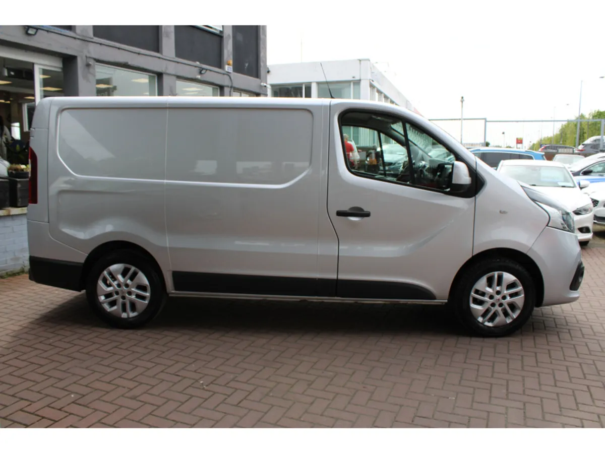 Renault Trafic SL27 SPORT DCI - Image 3