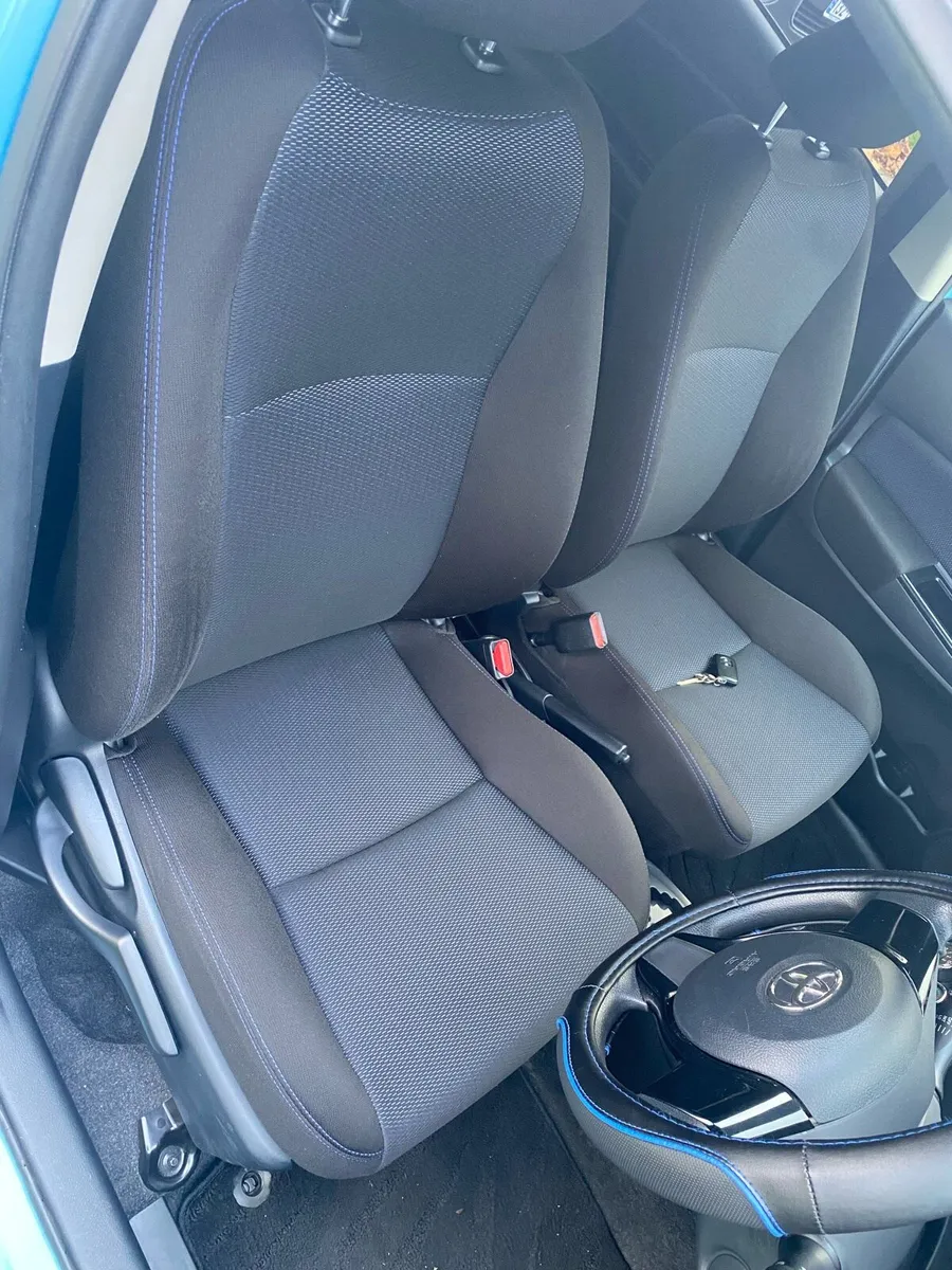 Toyota vitz 162 low mileage - Image 4