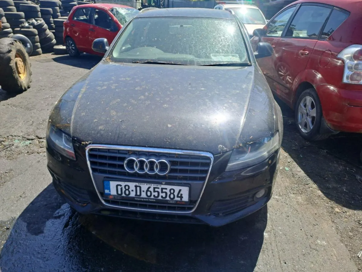 Audi A4 Avant b8 breaking for parts - Image 1