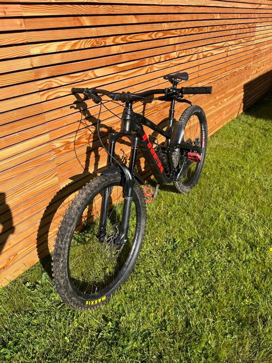 Trek Slash 7 - Image 2