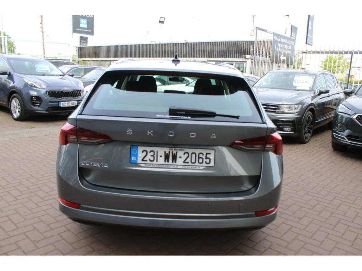 Skoda Octavia 1.0TSI STYLE 5DR ESTATE // 1 OWNER I - Image 2