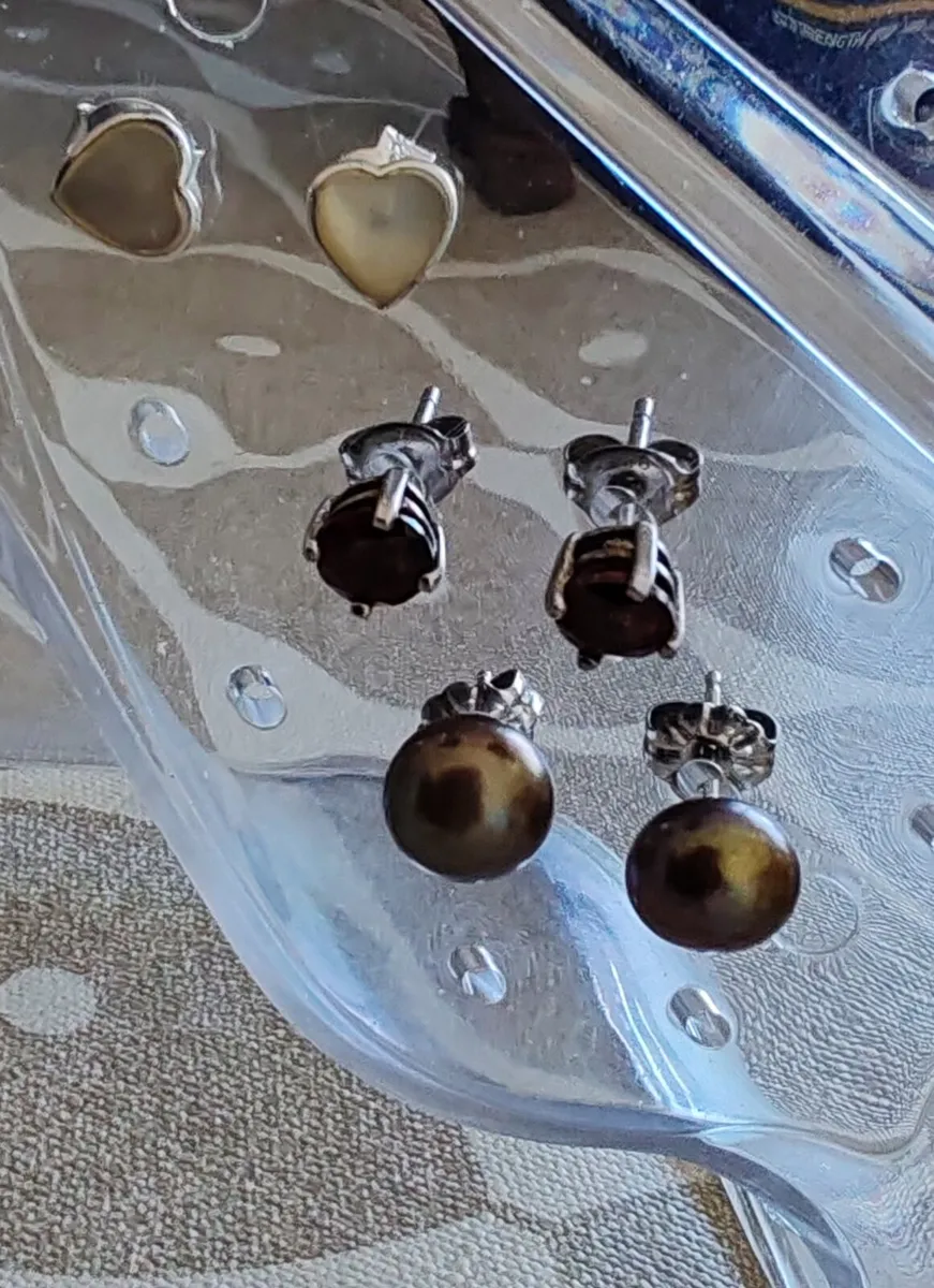 3 pr sterling silver stud earrings - Image 4