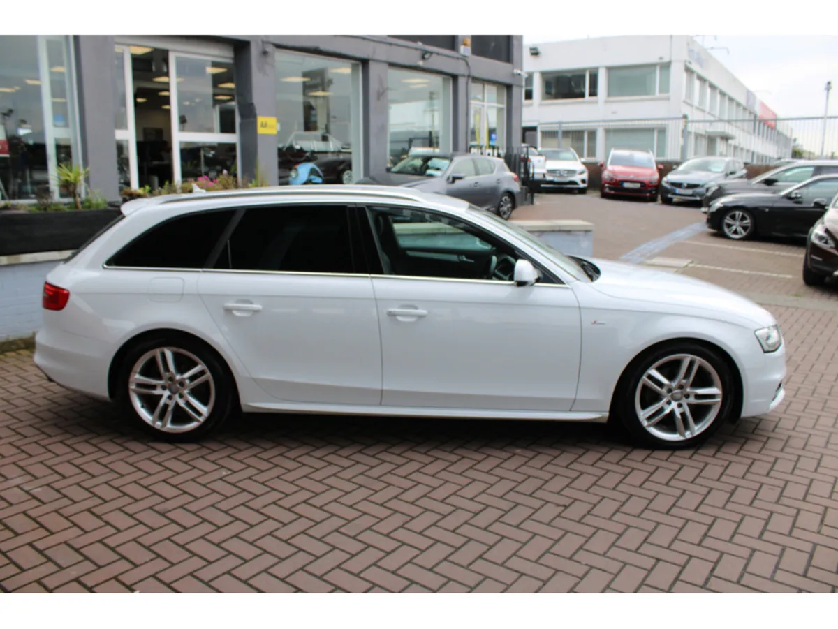 Audi A4 2.0TFSI S-LINE 5DR ESTATE AUTOMATIC // IMM - Image 2
