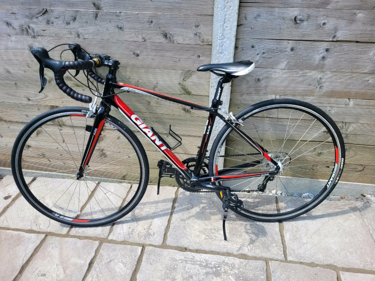 Giant Avail XS road bike - Image 1