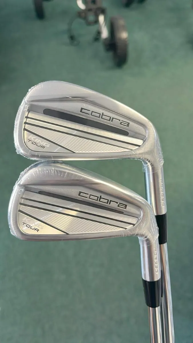 NEW Cobra King Tour STIFF 4-PW €1299 Now €899 - Image 2