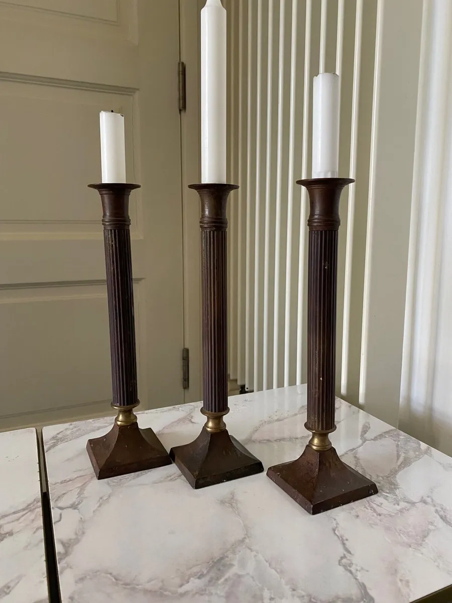 Candlesticks - classic columns in brass - Image 1