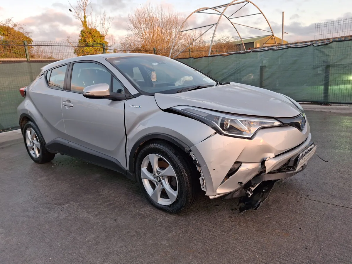 2018 Toyota CHR Hybrid Automatic - Image 2