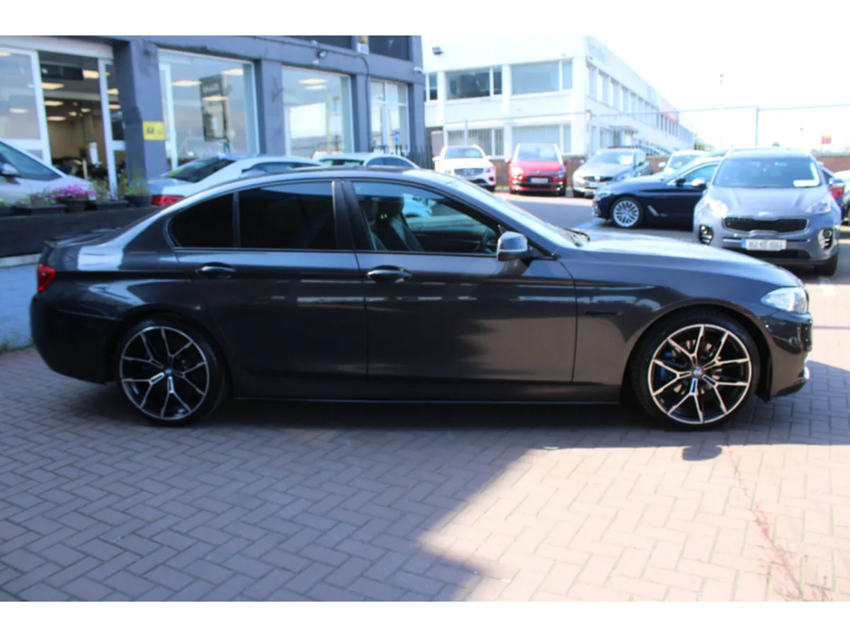 BMW 5-Series 520D SE LTD 4 DR SALOON // FULL M-SPO - Image 3