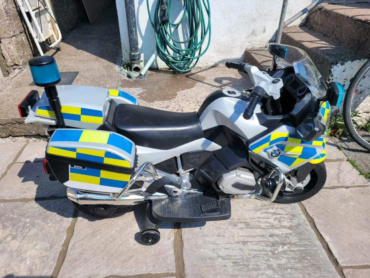 BMW kids police motorbike - Image 2