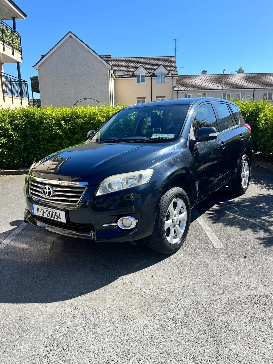 Car - Image 2