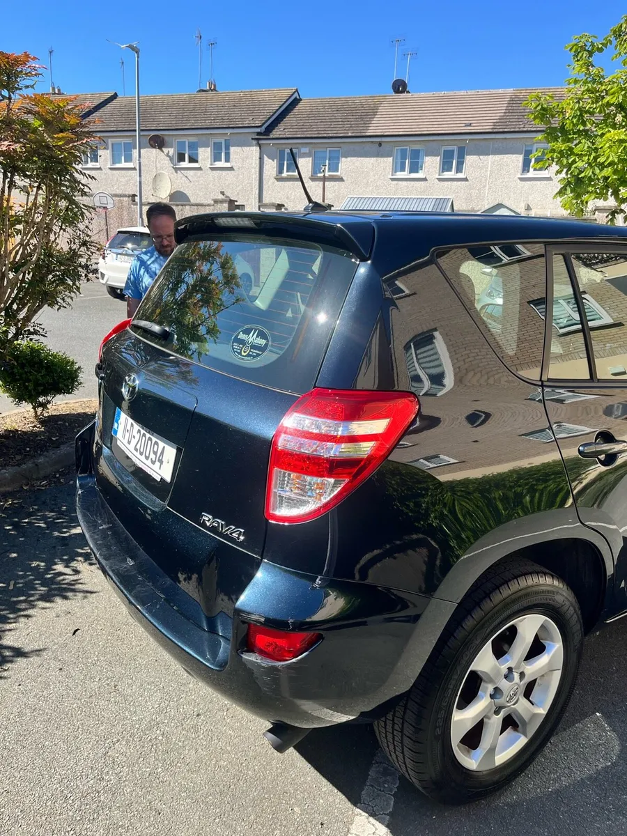 Car - Image 4