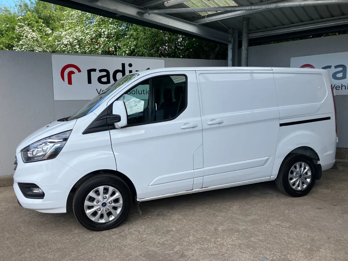 Ford Transit Custom 2023 - Image 2