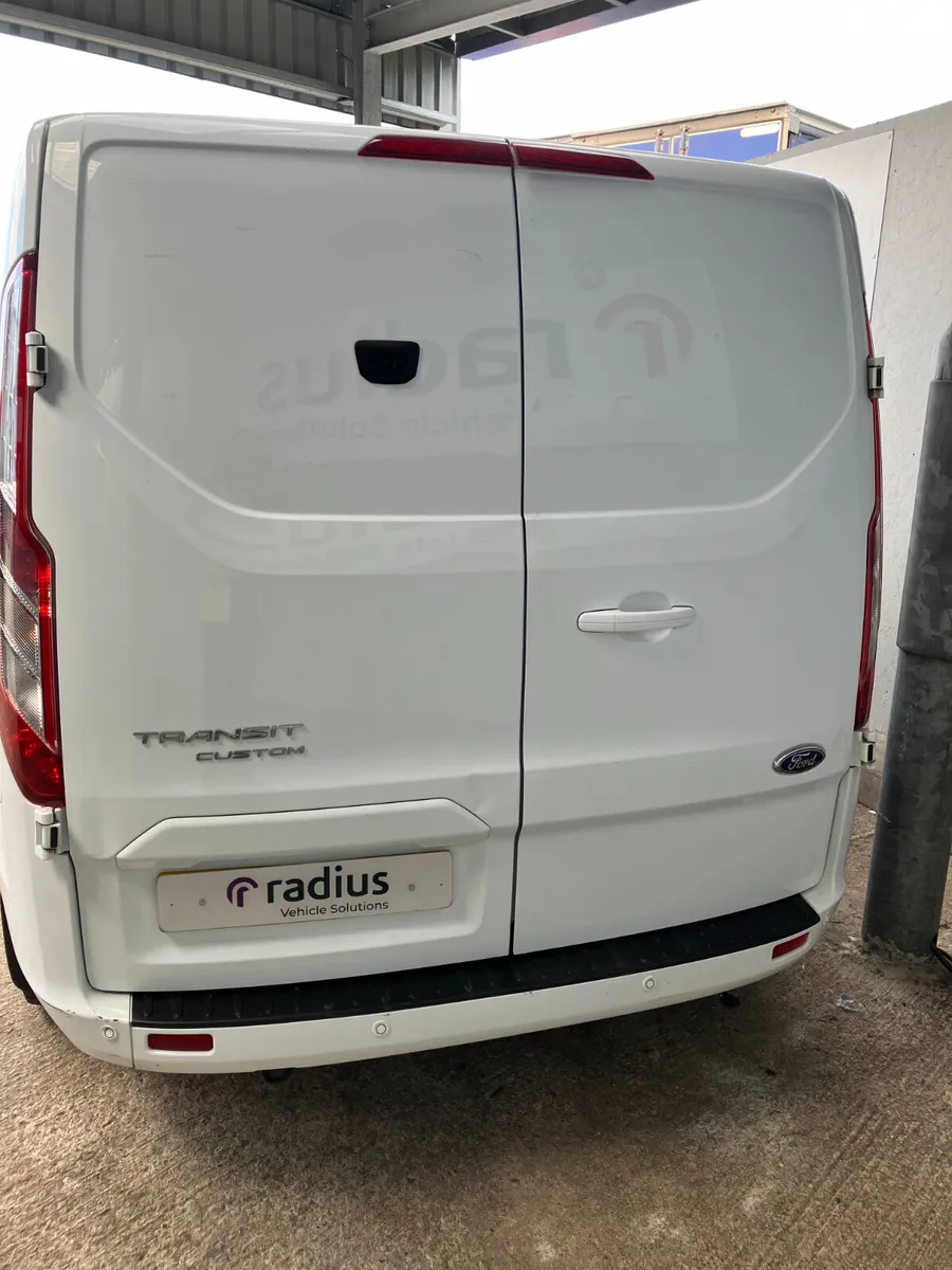 Ford Transit Custom 2023 - Image 4