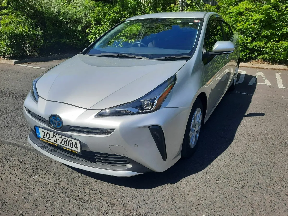 Toyota Prius 1.8 Hybrid - Image 1