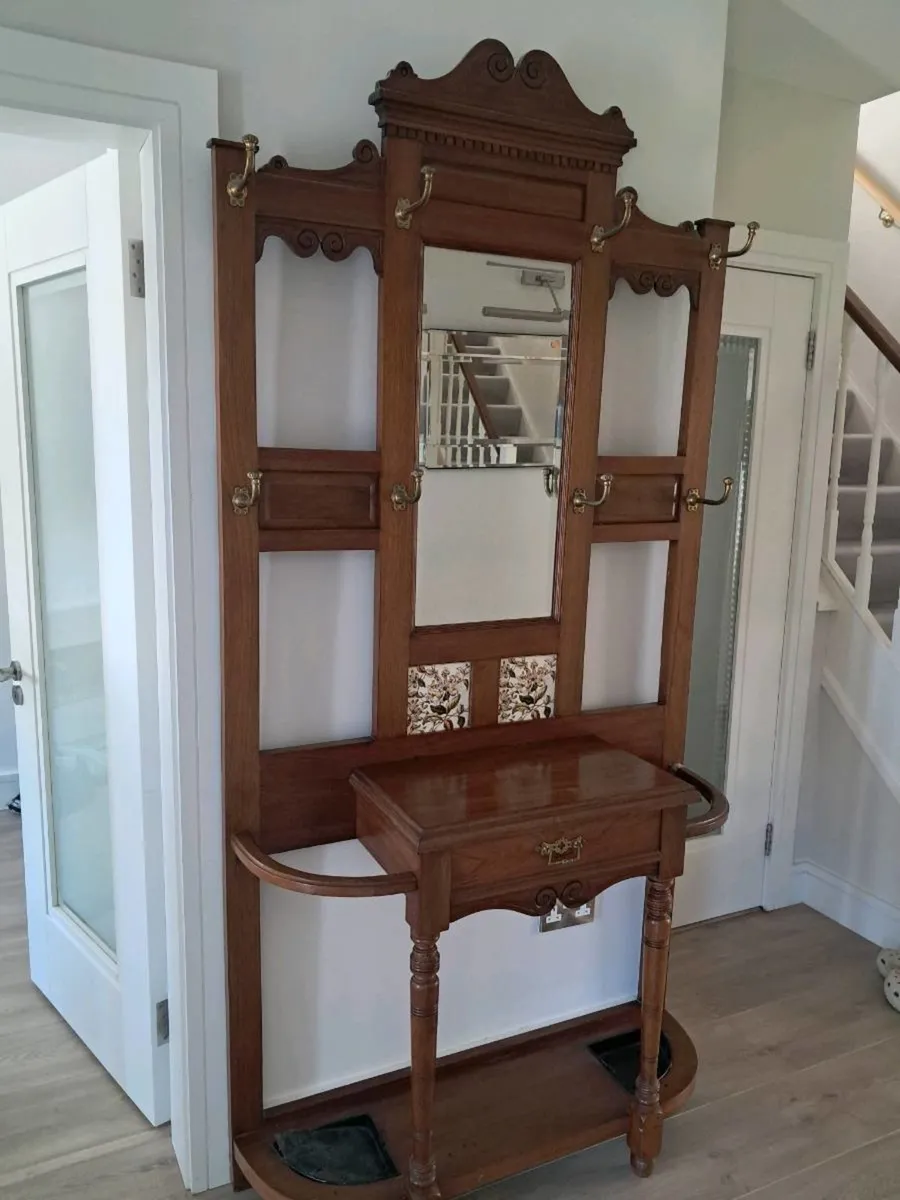VICTORIAN MAHOGANY HALL STAND - Image 1