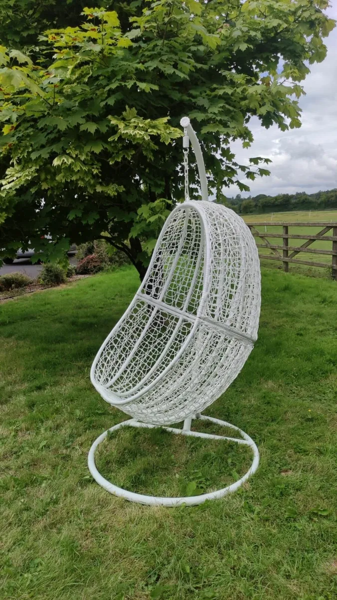Hanging Swings Eggs – Metal Frame – Free delivery - Image 3