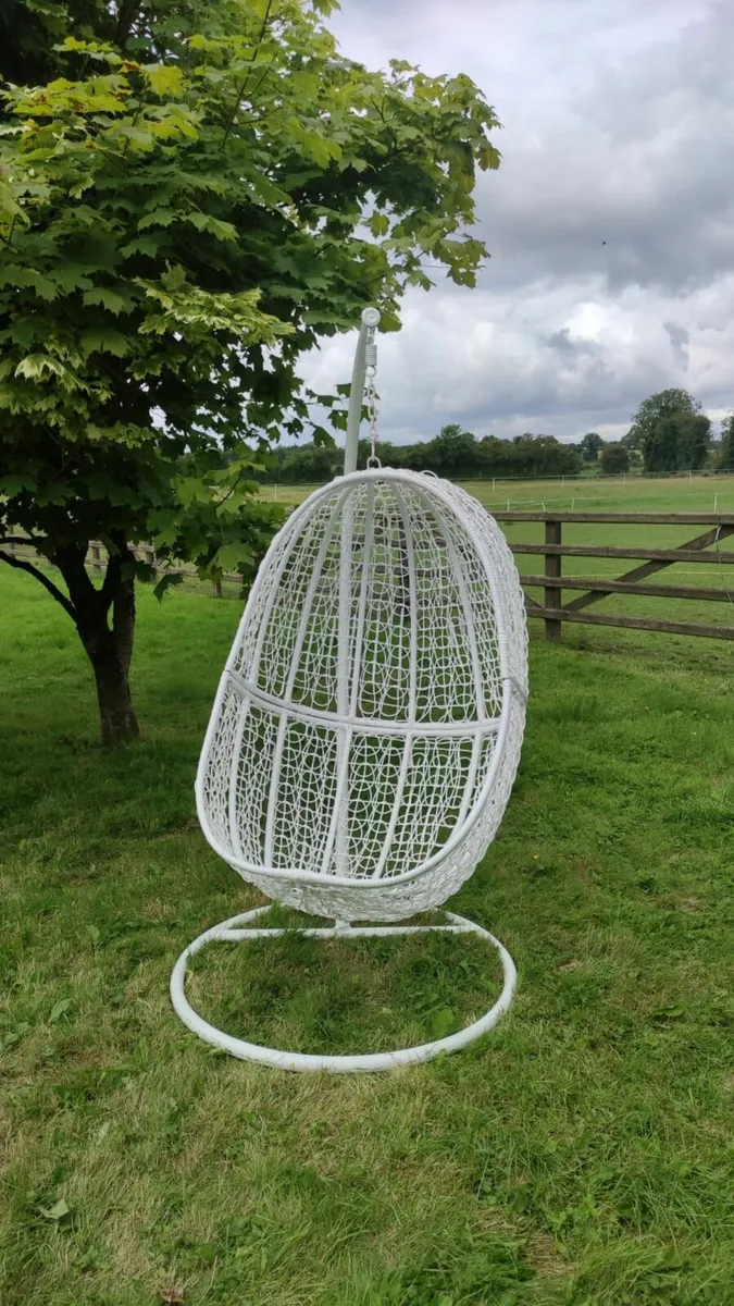 Hanging Swings Eggs – Metal Frame – Free delivery - Image 4