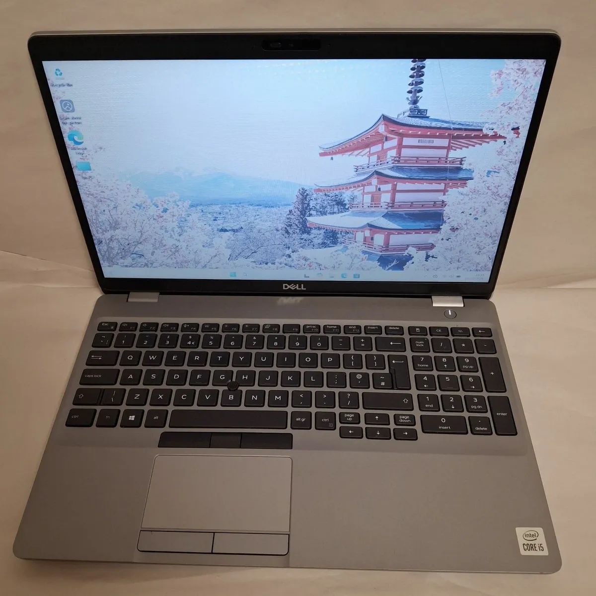 Dell Latitude 5511 i5-10300H Minor Cosmetic Flaw - Image 2